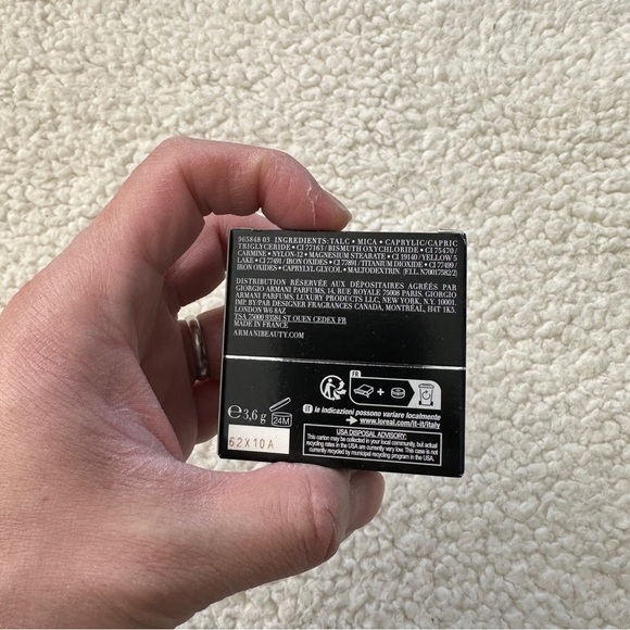 Armani Beauty
Luminous Silk Glow Blush 61 Desire NWT - Picture 5 of 7